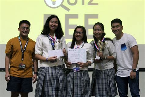 uno r bacolod college uniform
